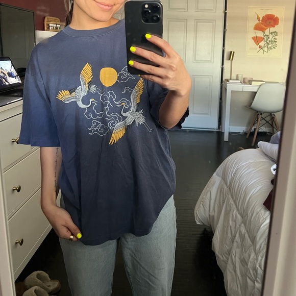 Urban Outfitters Tops - crane graphic tee